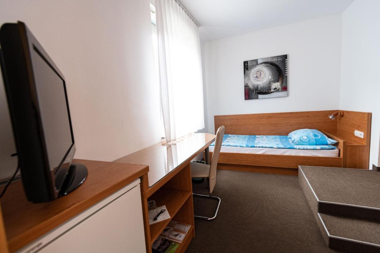Apartmaji In Sobe Ramar Straza Экстерьер фото